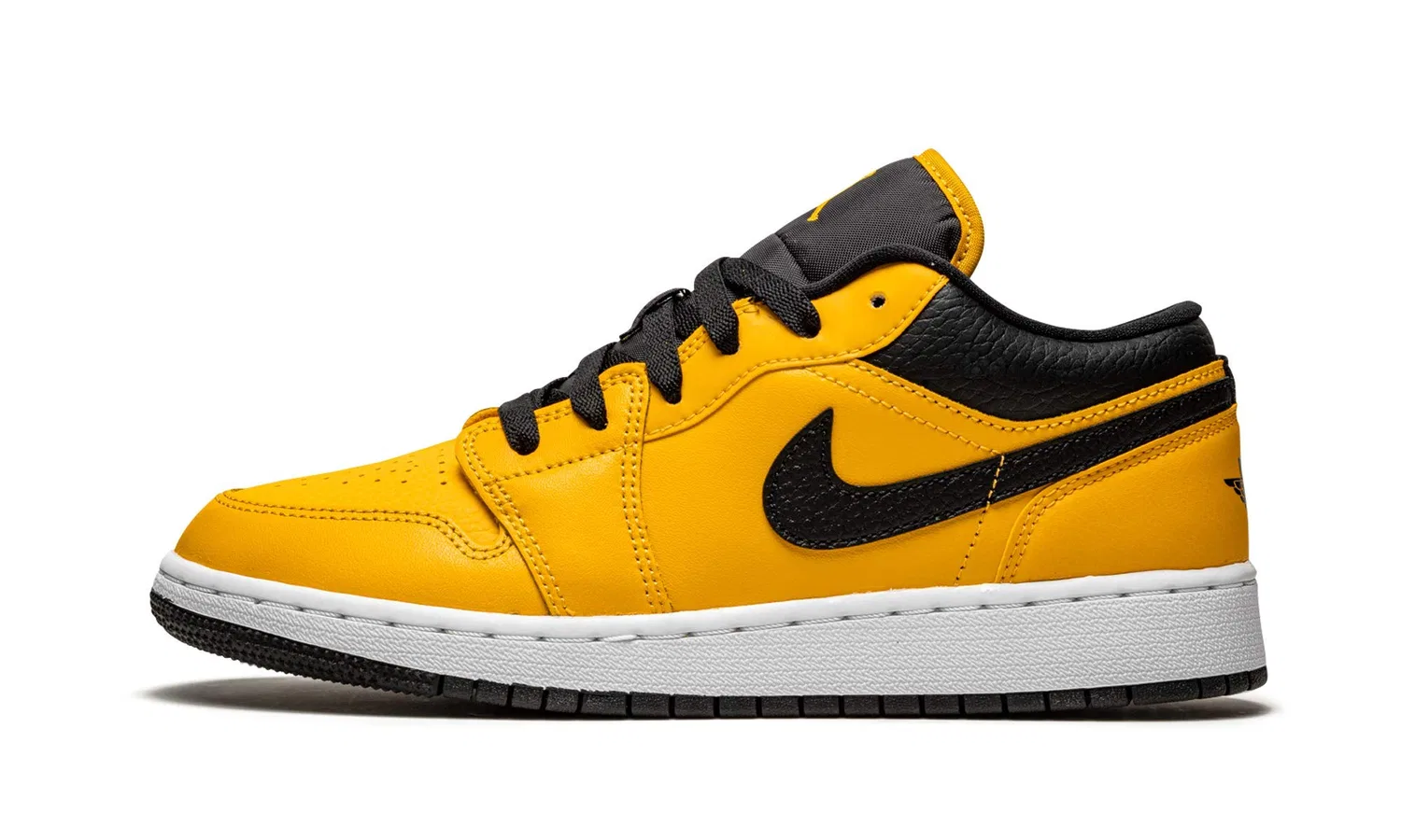 Детское кроссовки для мальчиков Jordan Air 1 Low Sneaker da uomo Big Kid NIKE, University Gold Black White