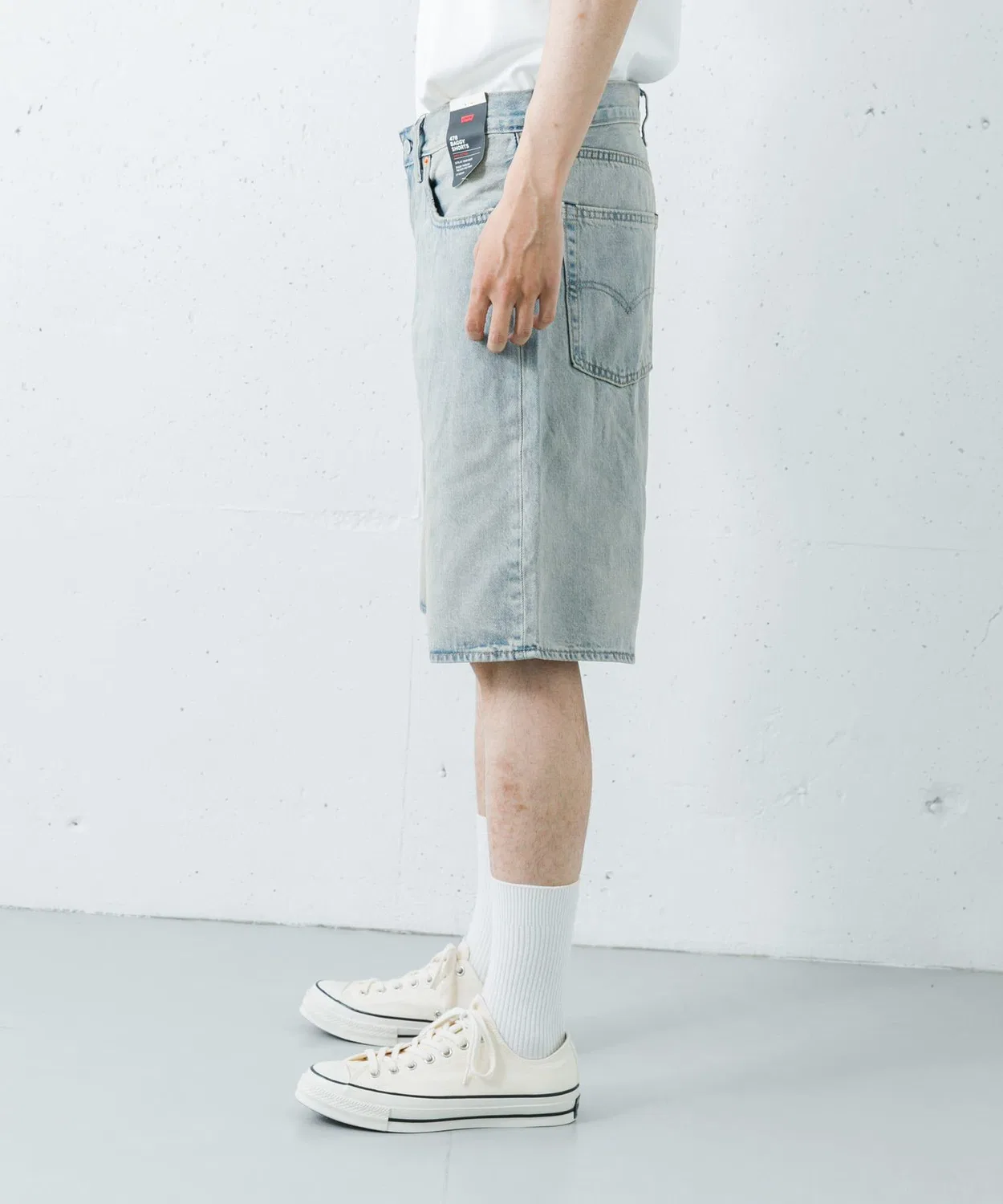 Мужские джинсовые шорты свободного кроя с потертостями 478 Baggy Shorts Levi's, Light Indigo Blue — фото 3