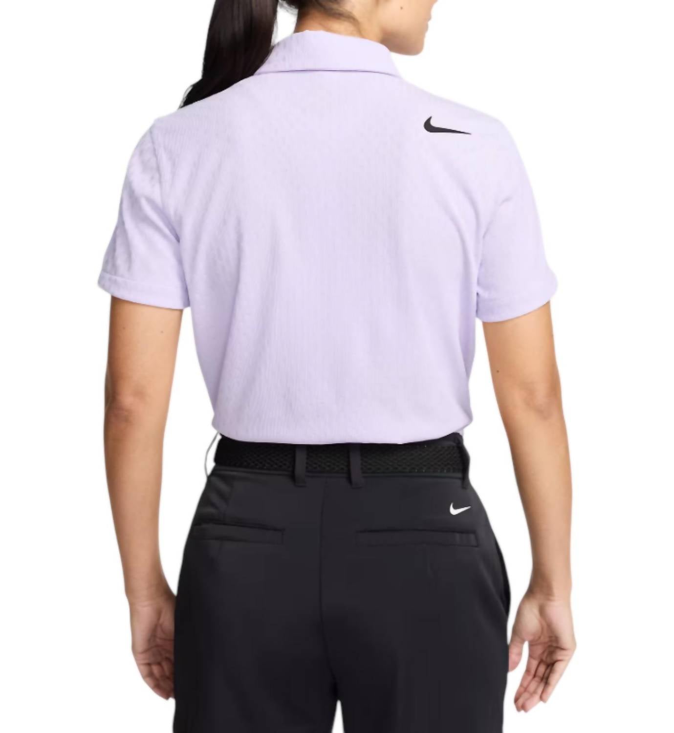 Женская рубашка-поло для гольфа Dri-Fit Adv с коротким рукавом, светло-фиолетового цвета Nike, светло-фиолетовый — фото 2
