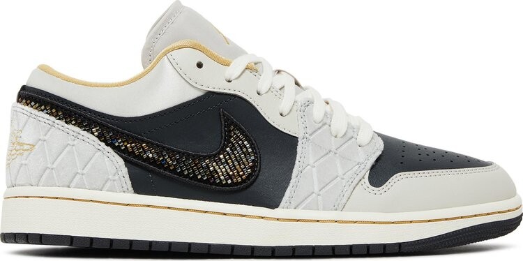 

Кроссовки Air Jordan 1 Low SE Beaded Swoosh, черный