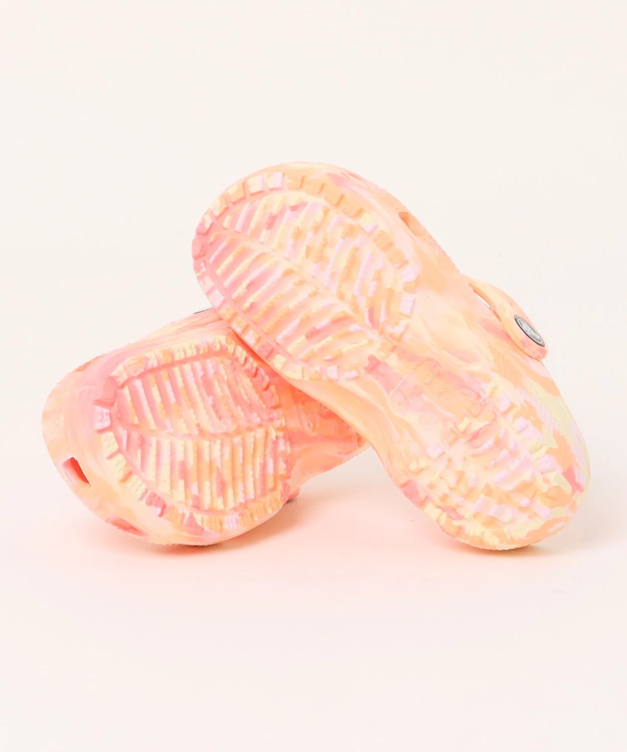 Детские сандалии с ремешком, модель Classic Marbled Clog, crocs, Pink — фото 3