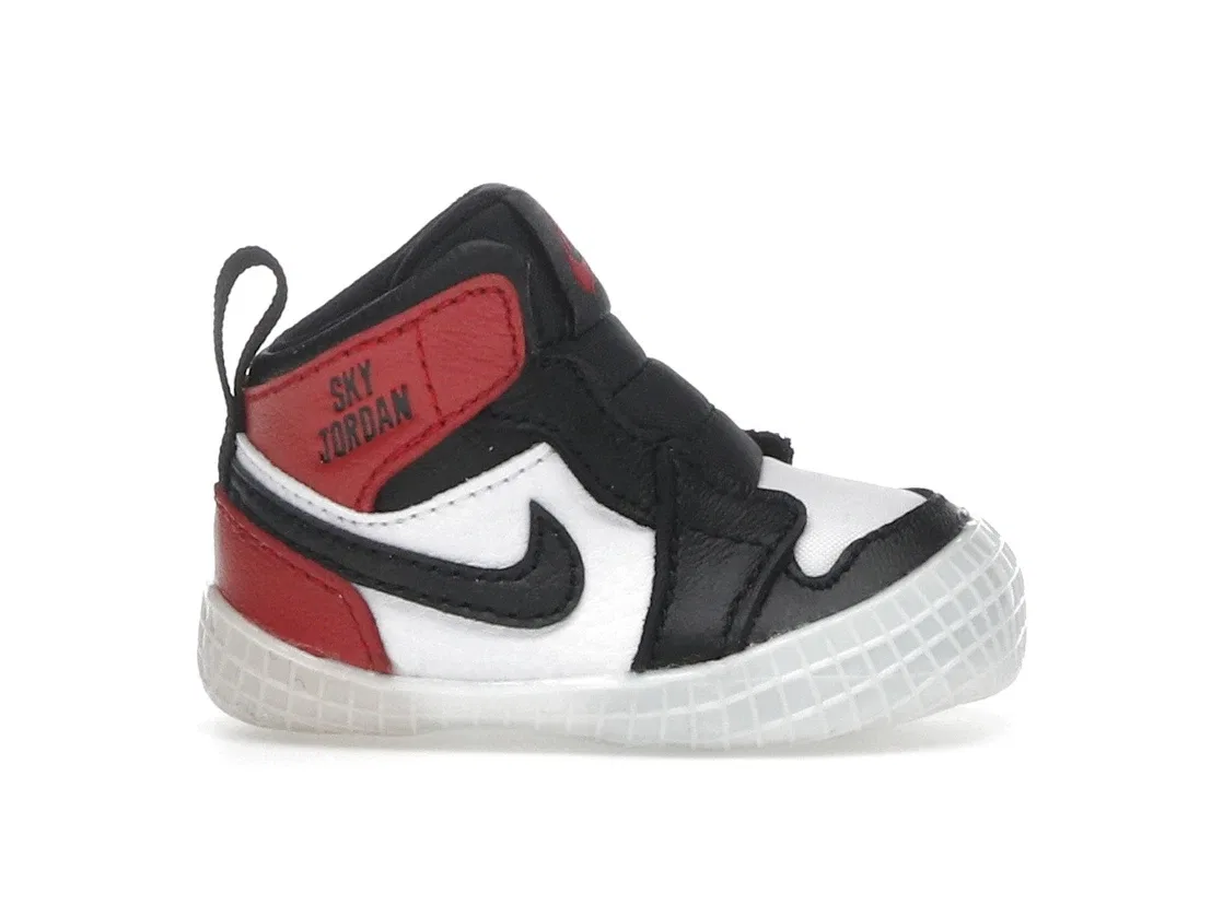 Детские пинетки-кроссовки с принтом Jordan 1 Crib Bootie Jordan, Black/Black/Varsity Red/White