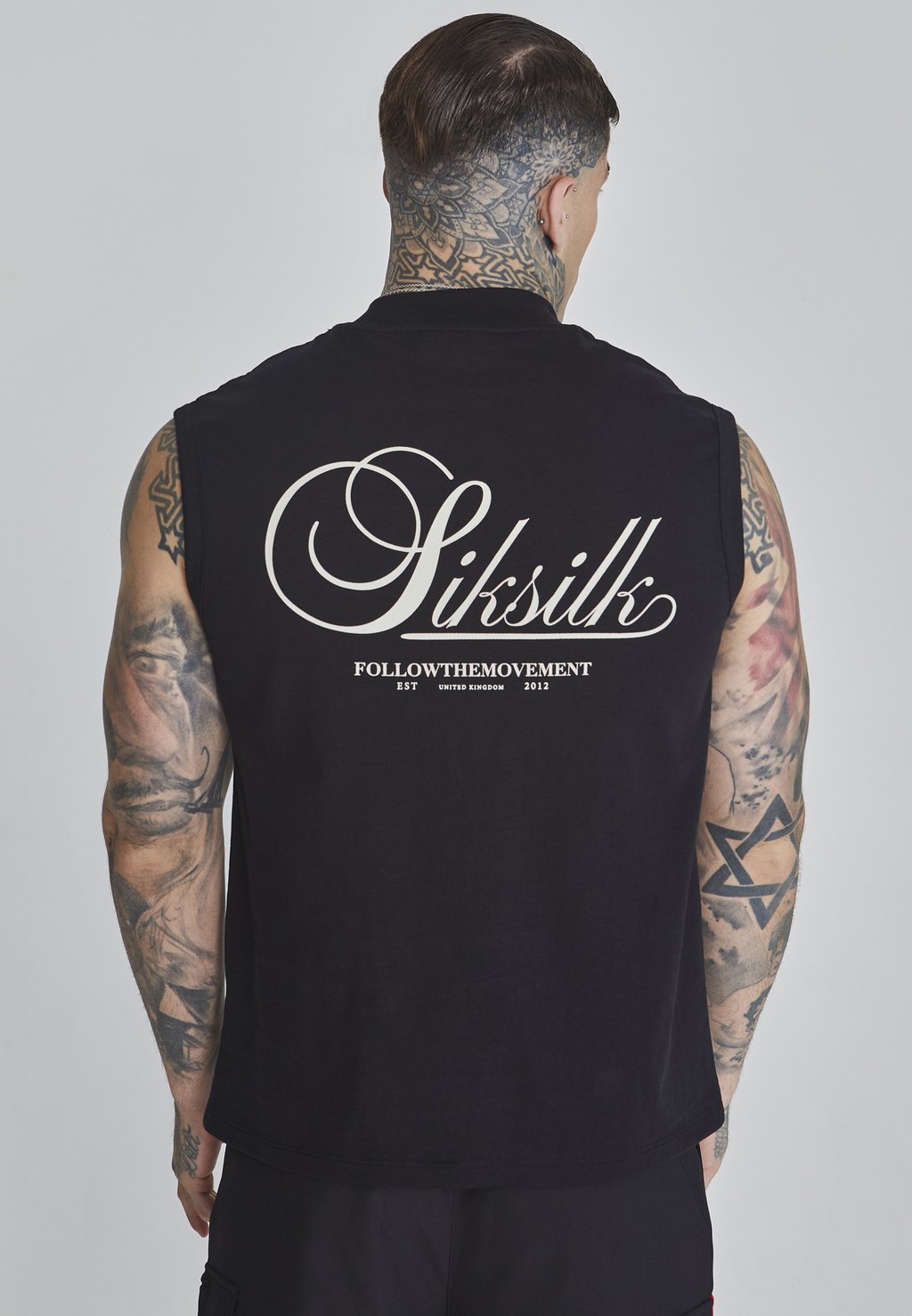 

Майка SLEEVELESS SIKSILK, черный