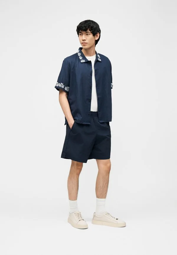Гибридные шорты Gap, Tapestry Navy — фото 2