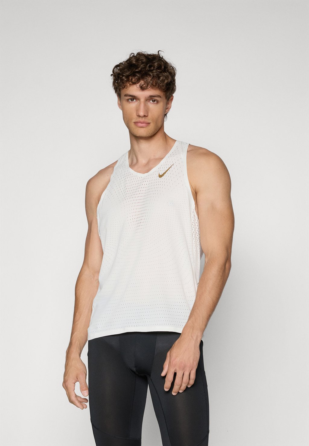 

Майка JAKOB Nike Performance, кремовый