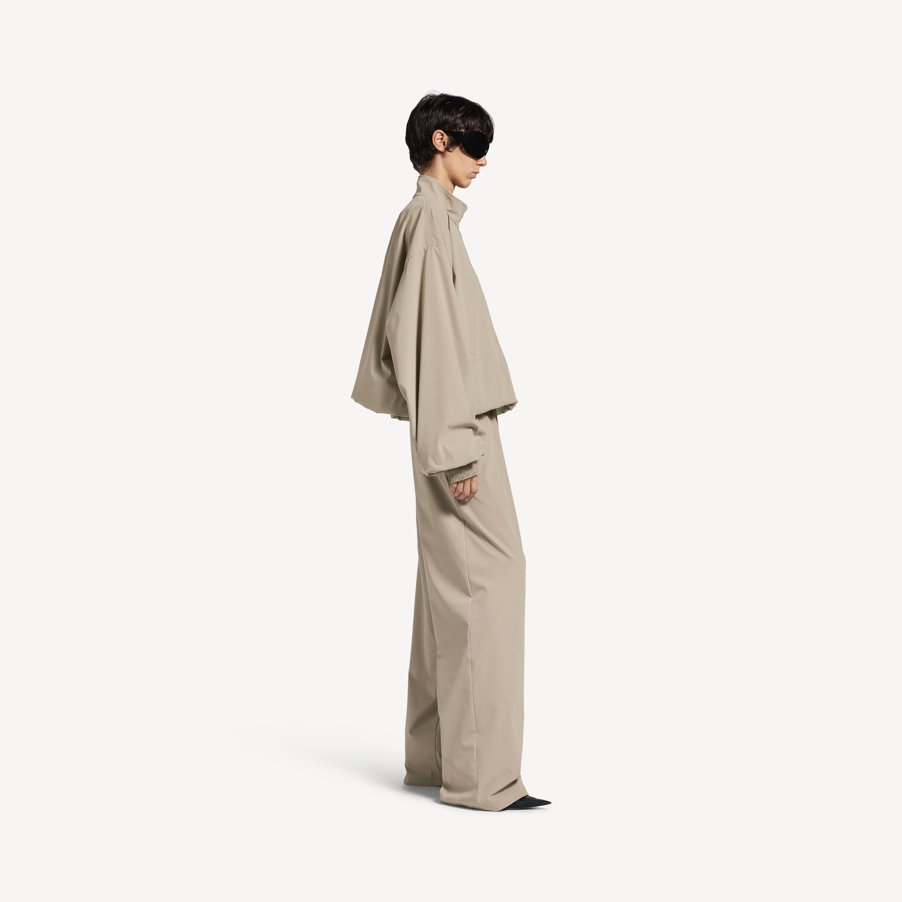 Женская сложенная спортивная куртка в цвете дюн BALENCIAGA, дюна — фото 2