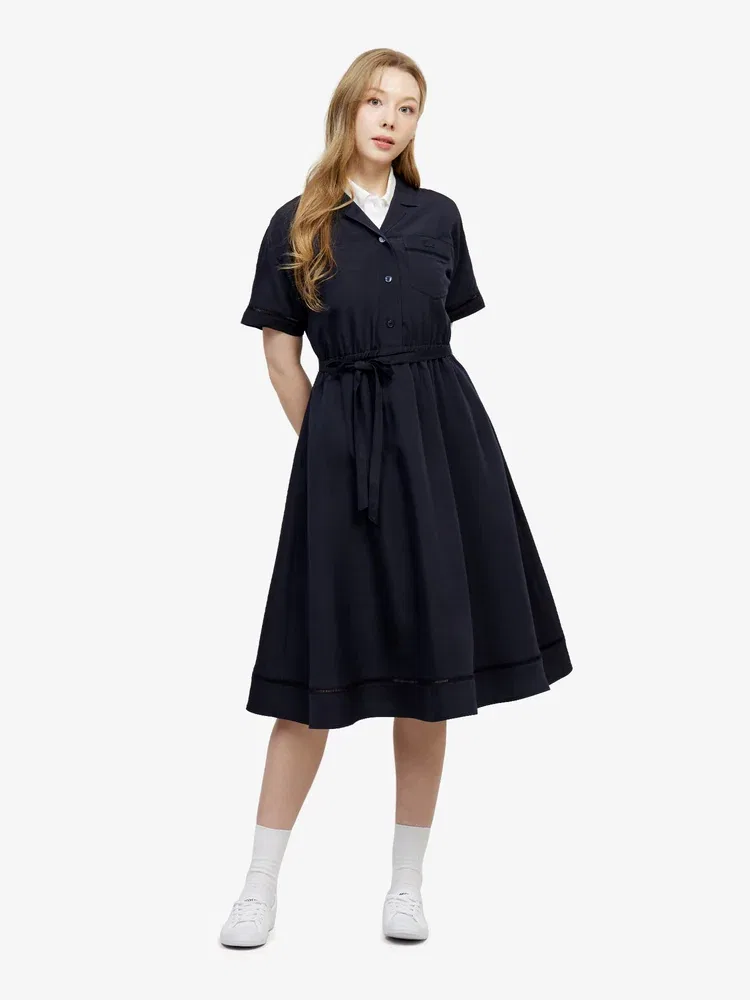 Платье-рубашка LACOSTE Navy с открытой деталью — фото 4