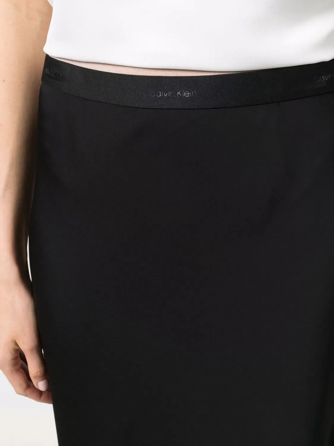 Calvin Klein Юбка миди с логотипной резинкой, черная — фото 2