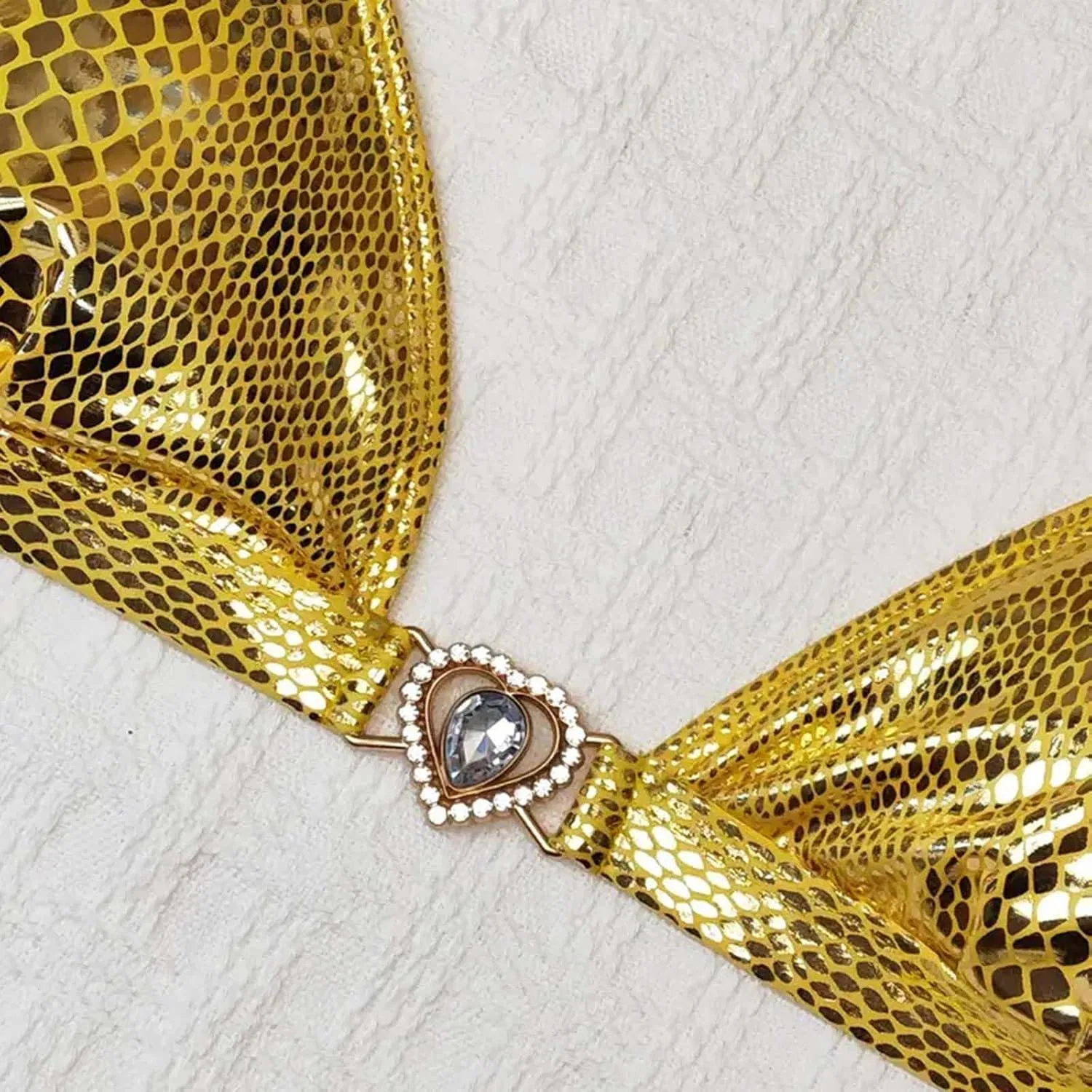 Женский бикини-комплект с треугольным топом и завязками, Gold — фото 4
