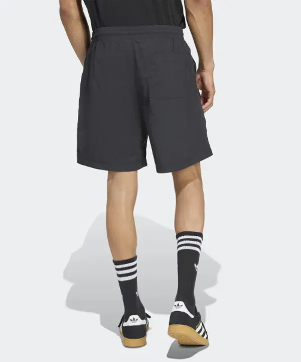 Шорты повседневные Treffoil Essential Woven, Adidas, черные — фото 2