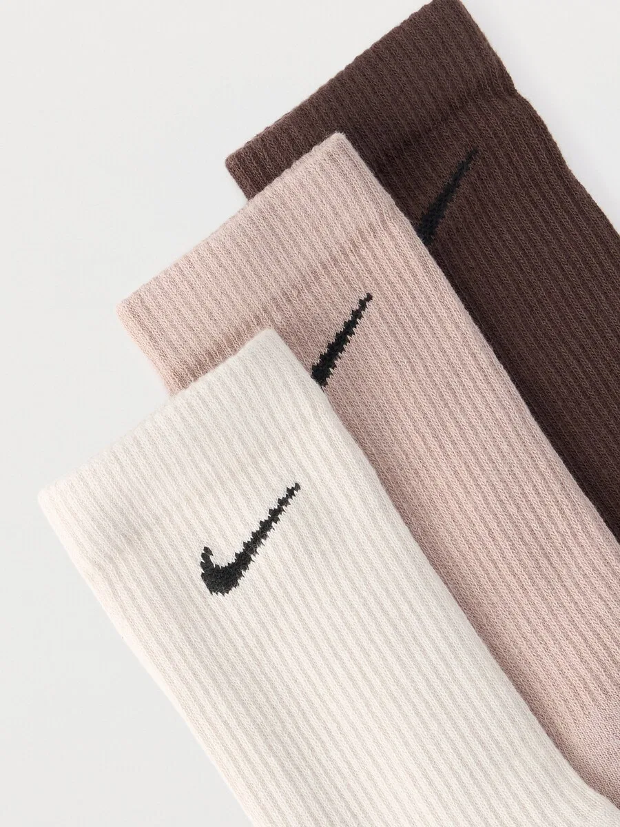 Спортивные носки NIKE 'ED ELVD' в бежевом, кремовом и коричневом цветах — фото 2
