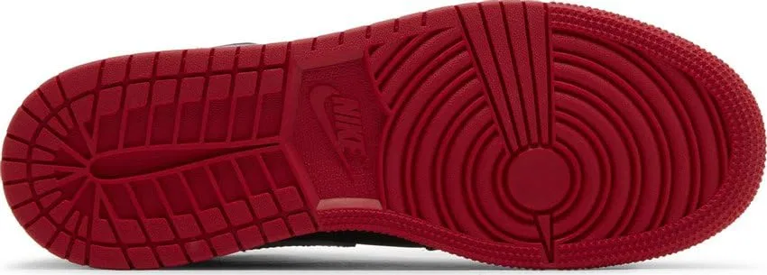 Мужская футболка с принтом NIKE Sportswear Club NIKE, Black Concrete Fire Grey Red White — фото 4