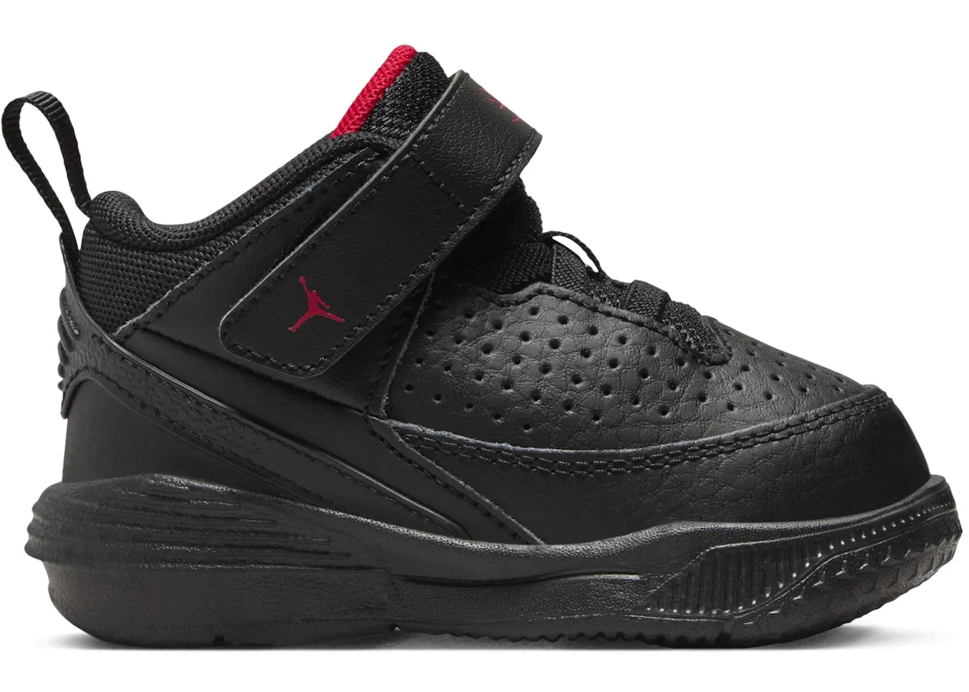 Детские кроссовки Lifestyle Jordan Max Aura 5 Jordan, Black/Black/University Red