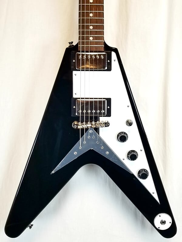 

Электрогитара Epiphone Flying V, черное дерево, 2023 г. EIFVEBNH1