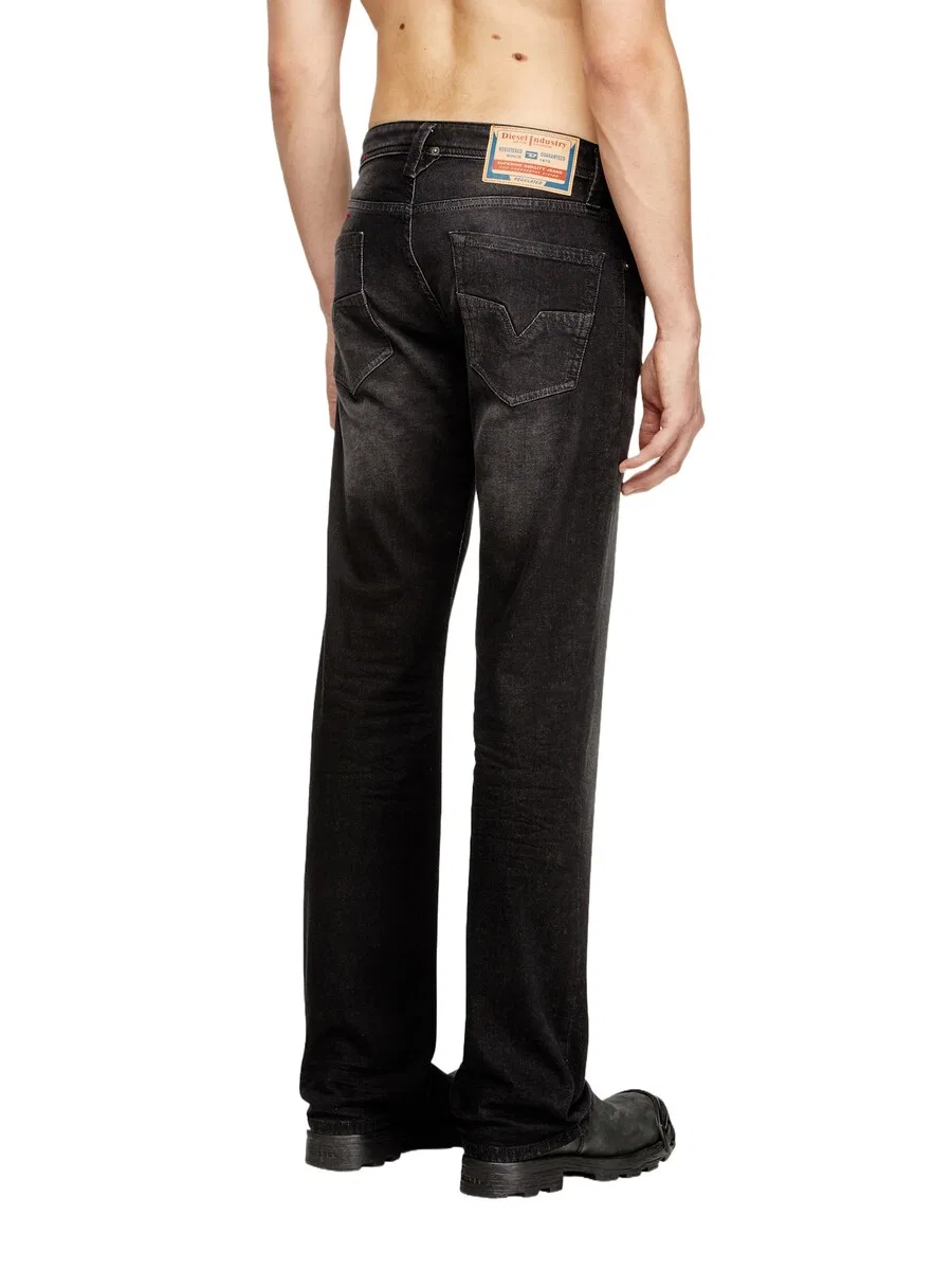 Джинсы DIESEL Regular Jeans '1985 LARKEE' черного цвета — фото 4