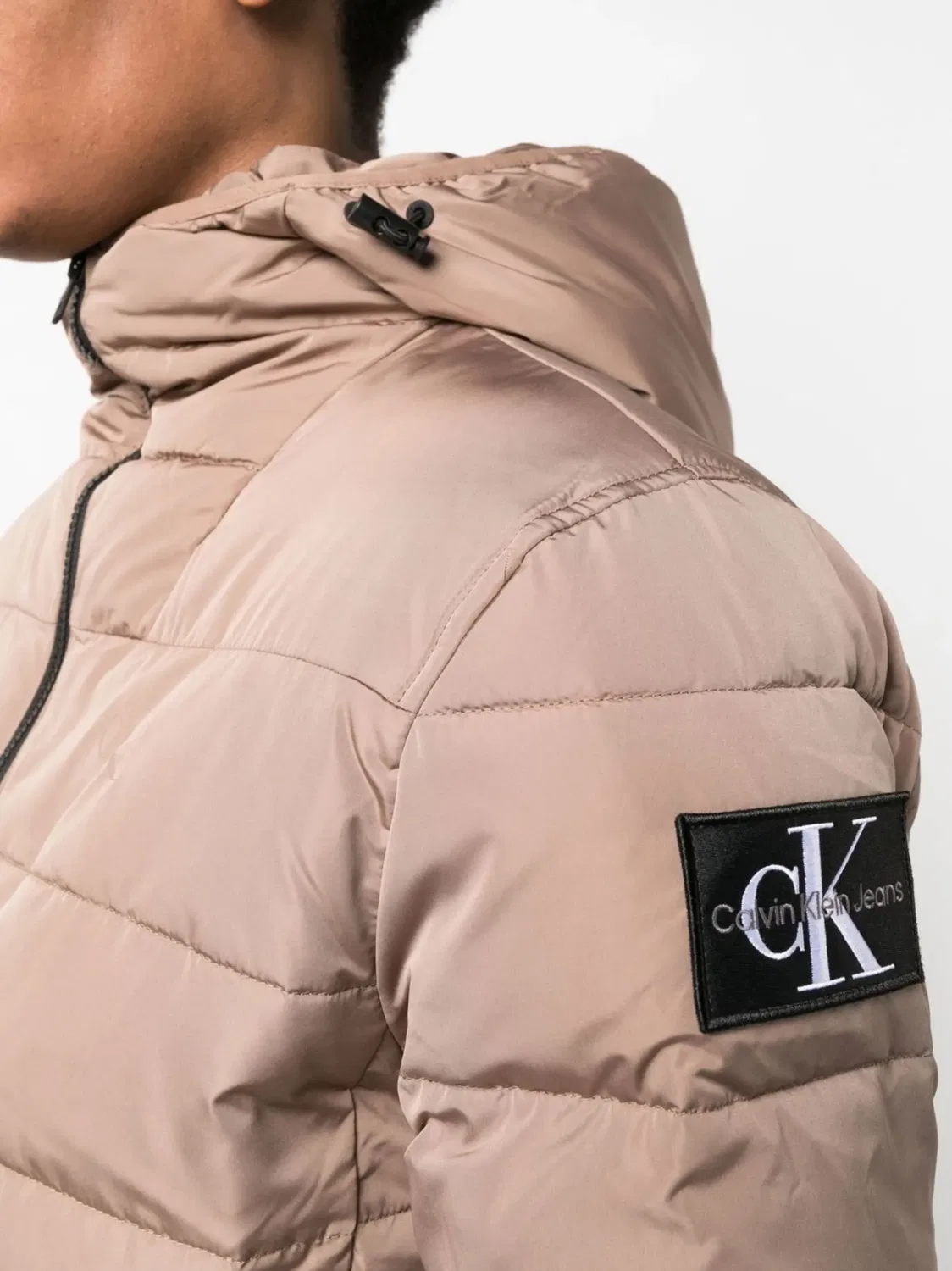 Утепленная Куртка с Капюшоном и Логотипом Calvin Klein, коричневый — фото 4