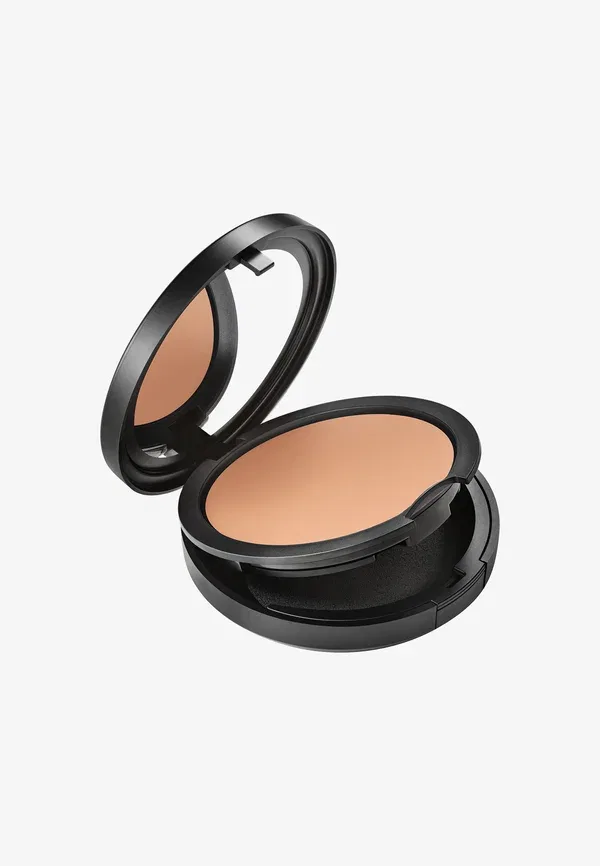 Пудра основа с матовым финишем Studio Fix Powder Plus Foundation Mac nc27, 12 г, цвет nc27 — фото 2