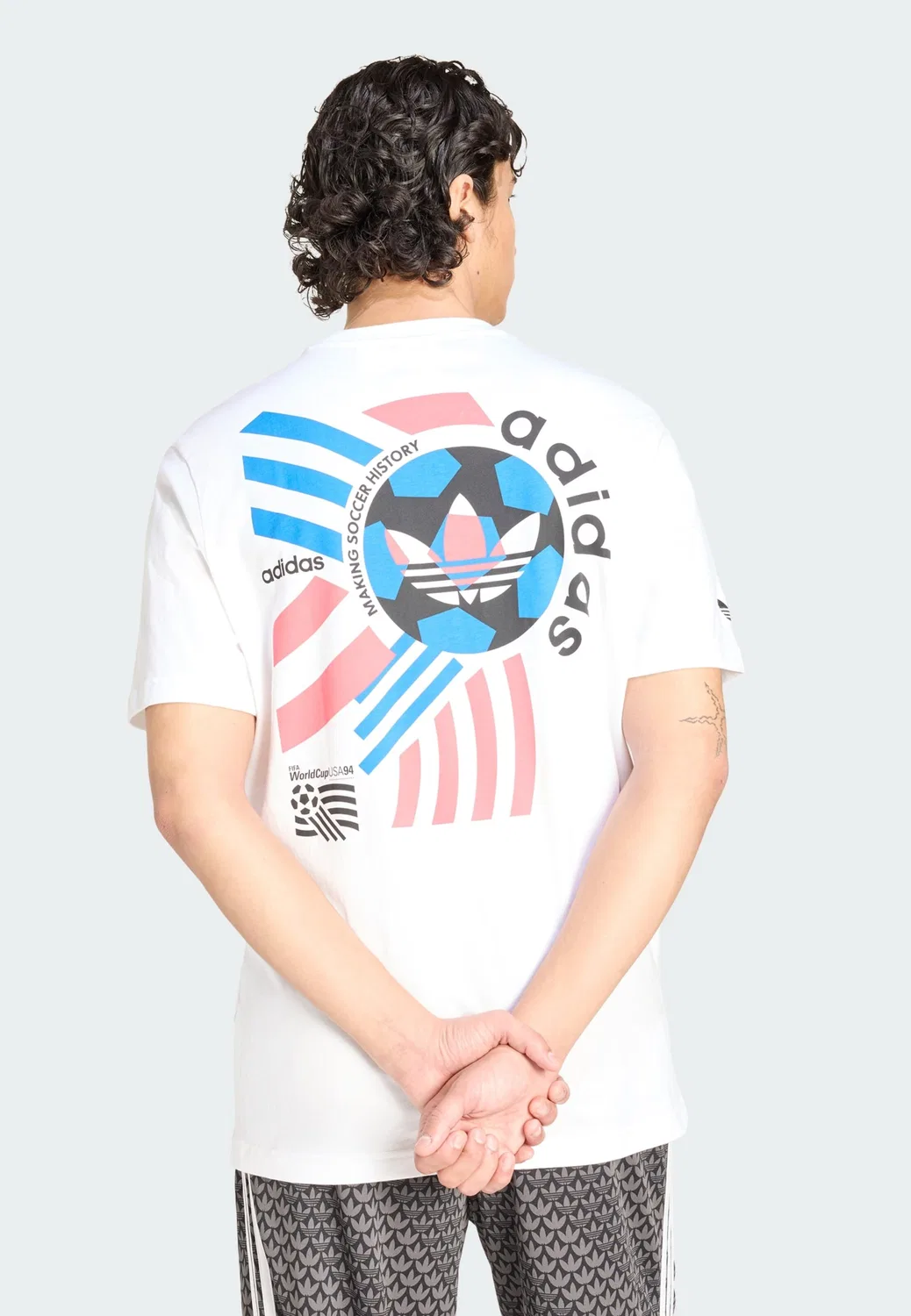 Футболка Adidas Originals белого цвета — фото 2