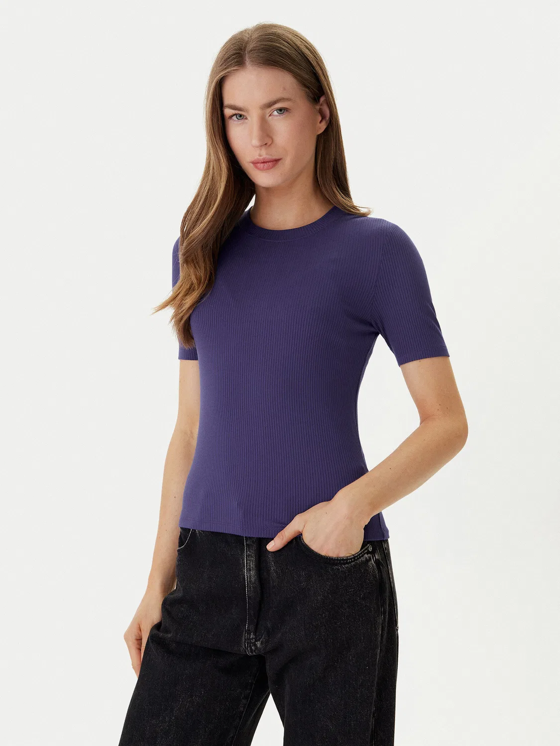 Женская футболка приталенного кроя Calvin Klein, фиолетовый