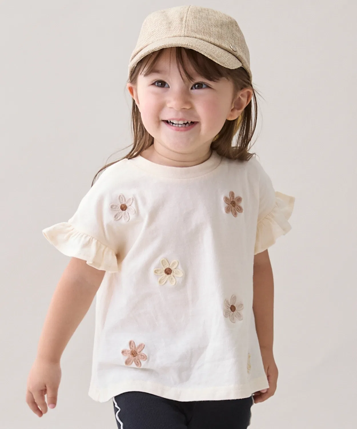 Детская футболка с длинным рукавомс фриллами и вышивкой, модель Contact Cool, petit main, Ivory