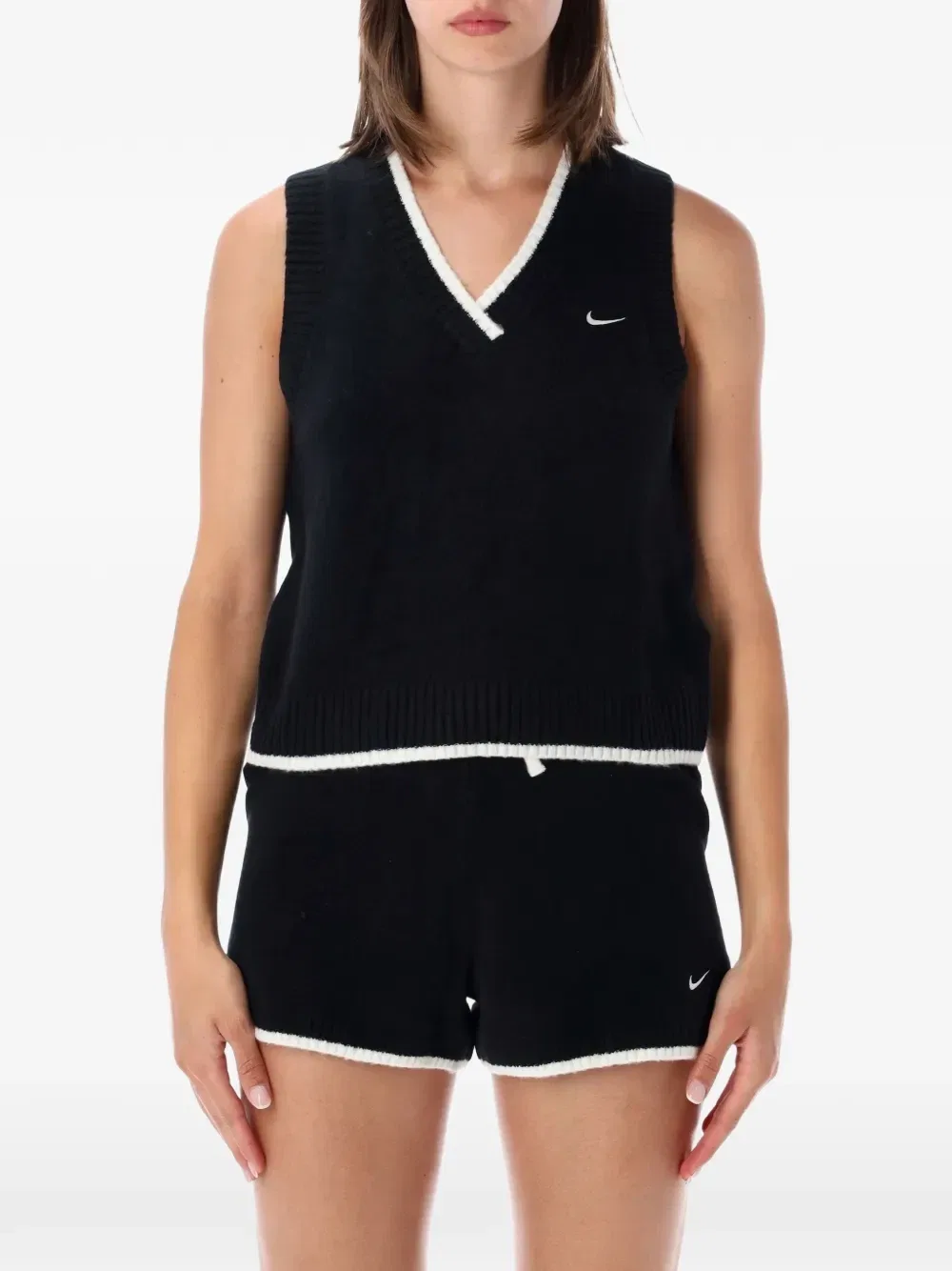 Спортивный джемпер без рукавов Nike Sportswear Chill Knit свободного кроя, черный