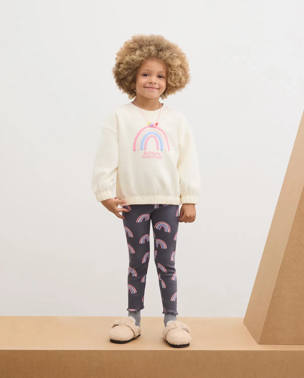 Детский комплект для девочек с принтом Conjunto 2 piezas sudadera posicional arco iris con legging rib all over print Kids El Corte Inglés, Multicolor