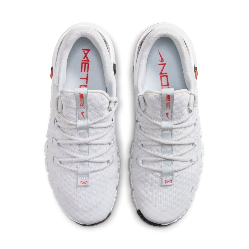 Кроссовки Nike Wmns Free Metcon 5, белый/черный/красный (Размер 35.5 RU) — фото 3