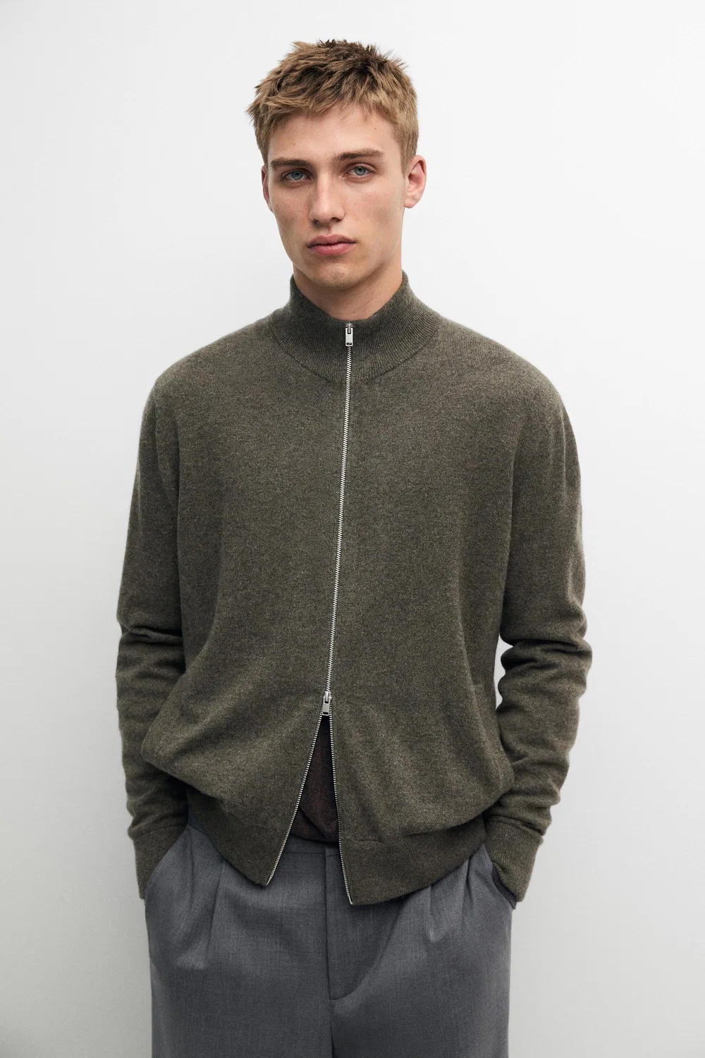 Кардиган Massimo Dutti 100% Cashmere Zip-Up Knit, зеленоватый