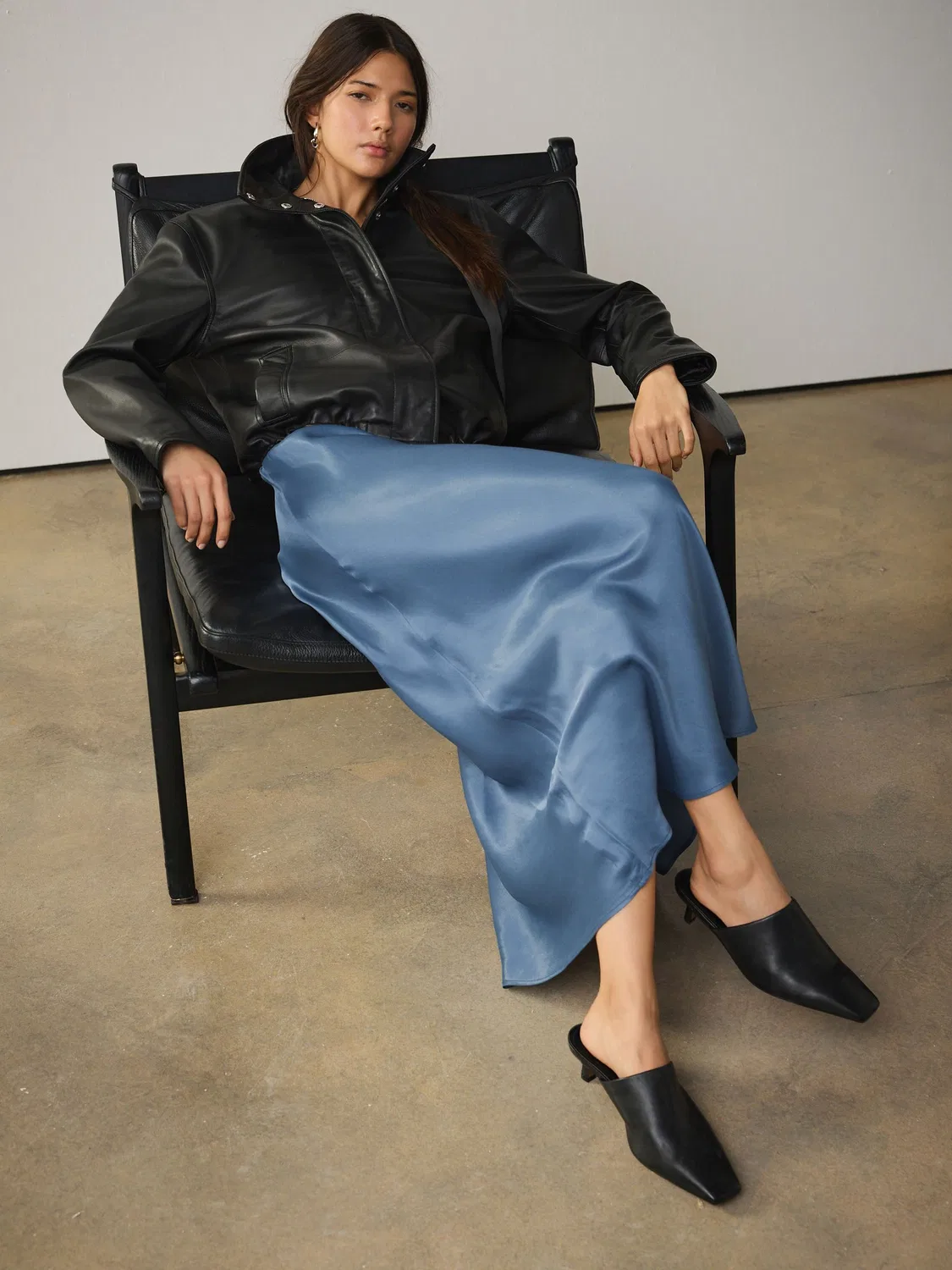 Юбка миди сатиновая, синяя, Blue Satin Midi Skirt Next — фото 3