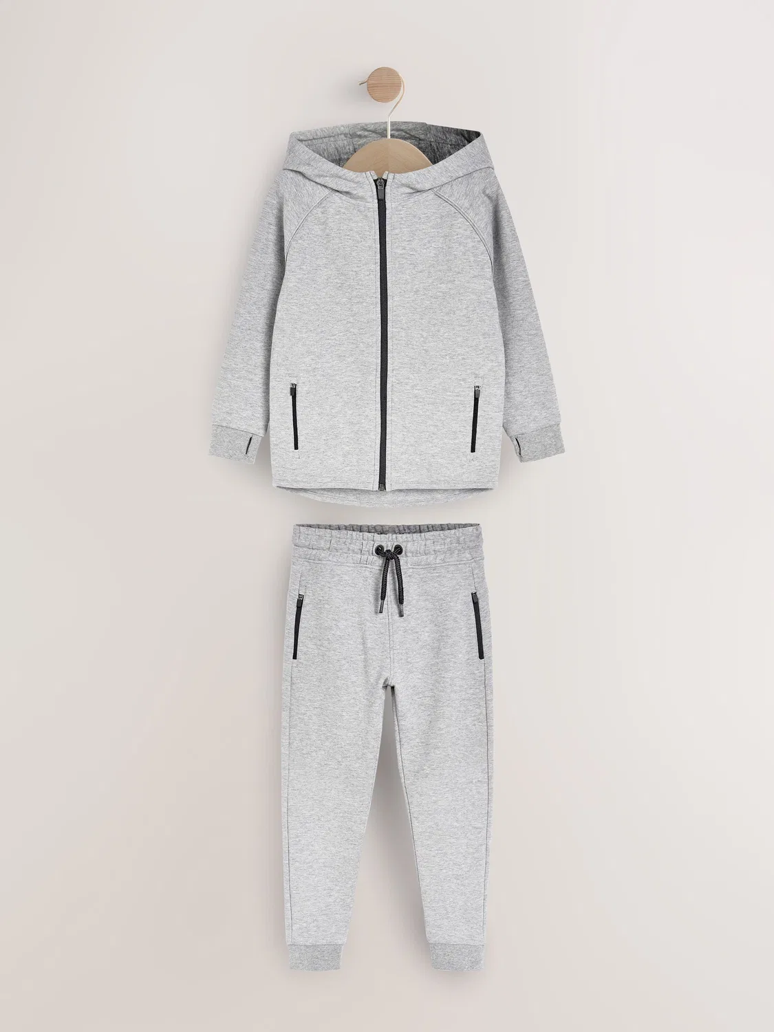Спортивный костюм Tech Sportswear Next, серый меланж