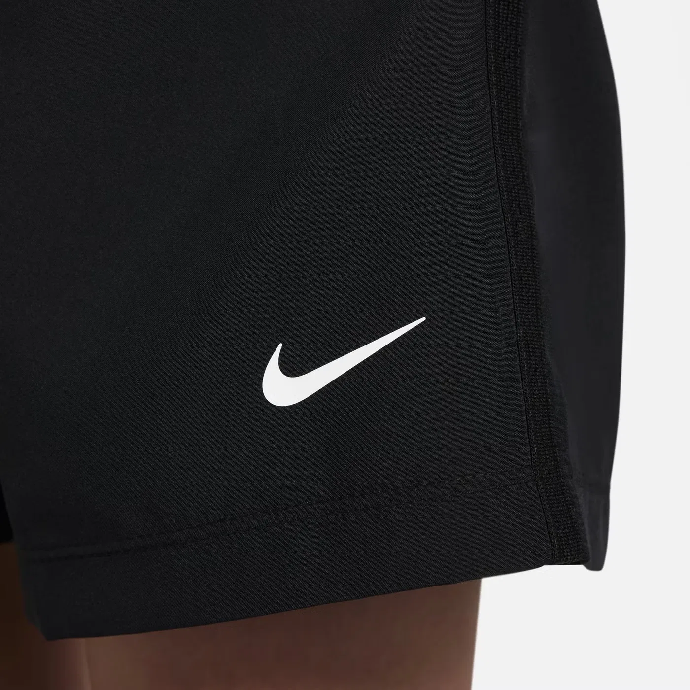 Шорты тренировочные с логотипом Nike, черный — фото 4