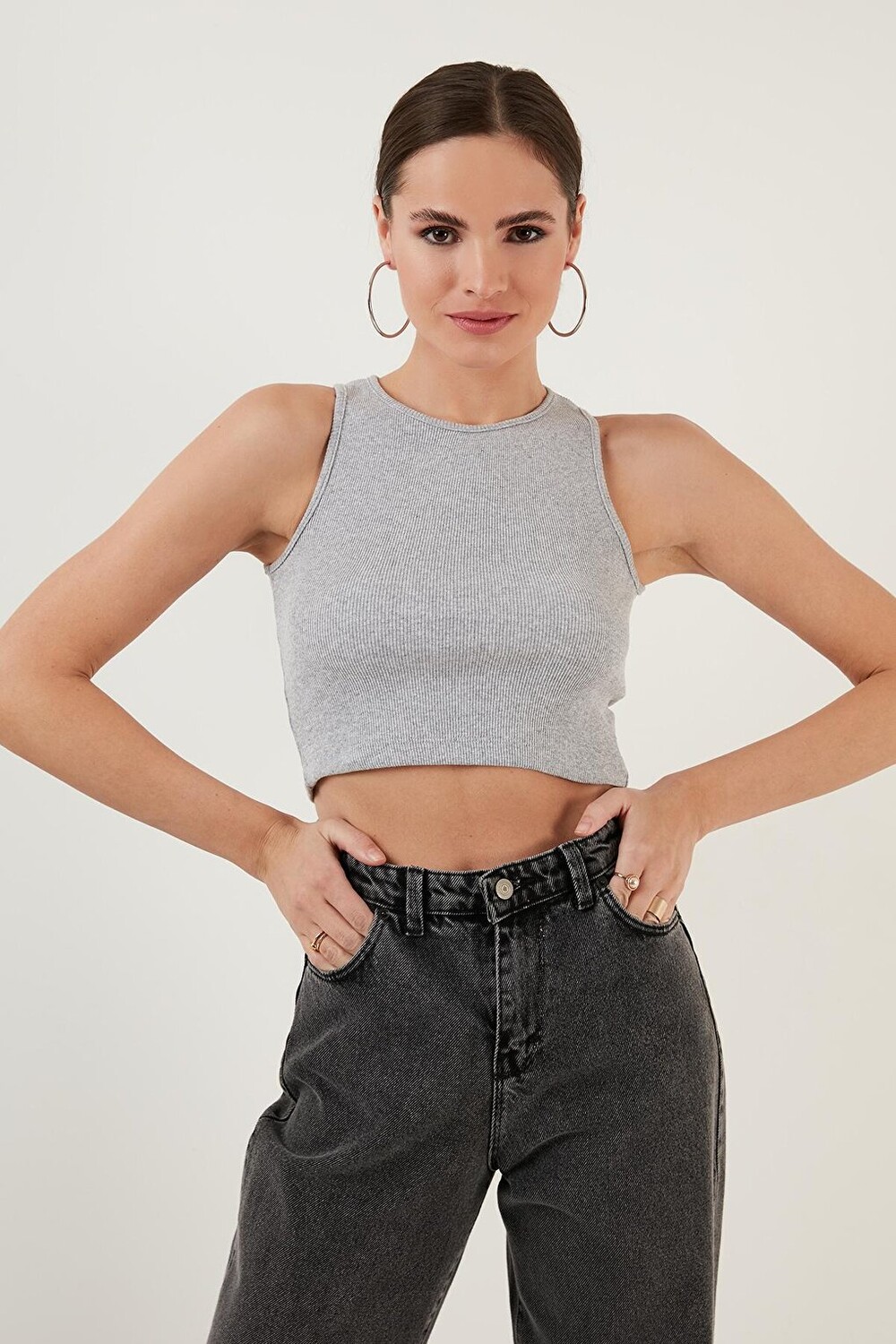 

Укороченная трикотажная майка из 100% хлопка в рубчик 5864215 Lela, серый