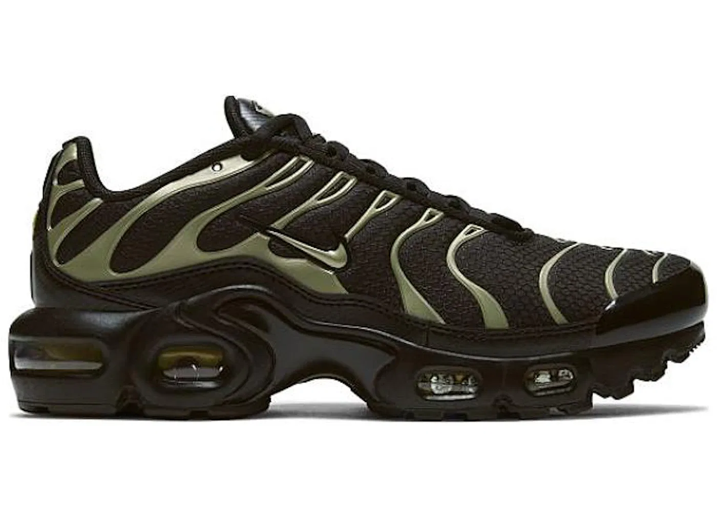 Детские кроссовки Lifestyle Nike Air Max Plus, Black/Gold
