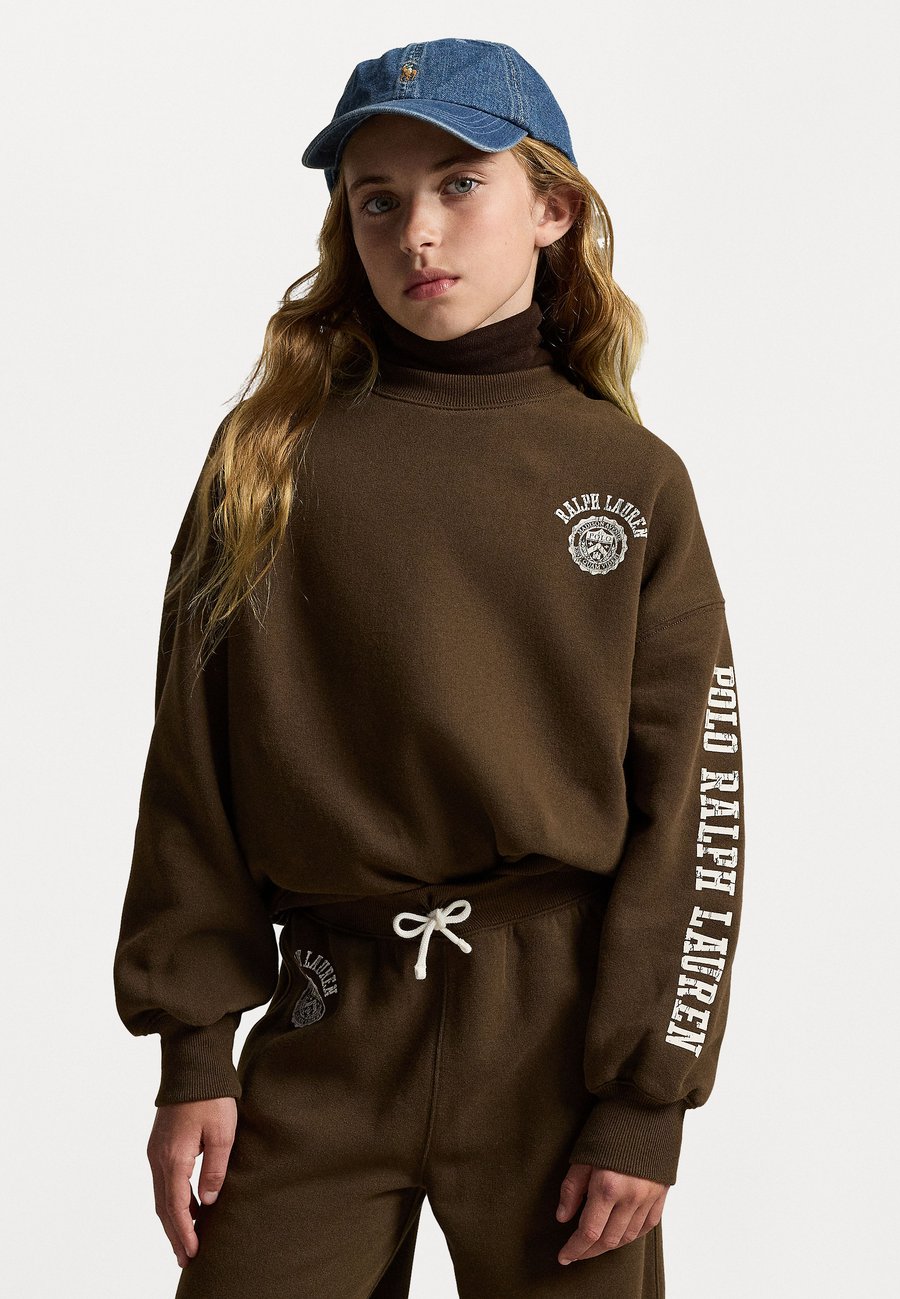 

Толстовка Polo Ralph Lauren LOGO CREST FLEECE SWEATSHIRT, Court Brown/Brown