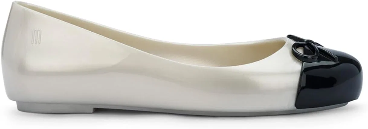 Детские балетки для девочек с бантом Sweet Love Cap Toe mini melissa, Pearly White/Black — фото 3
