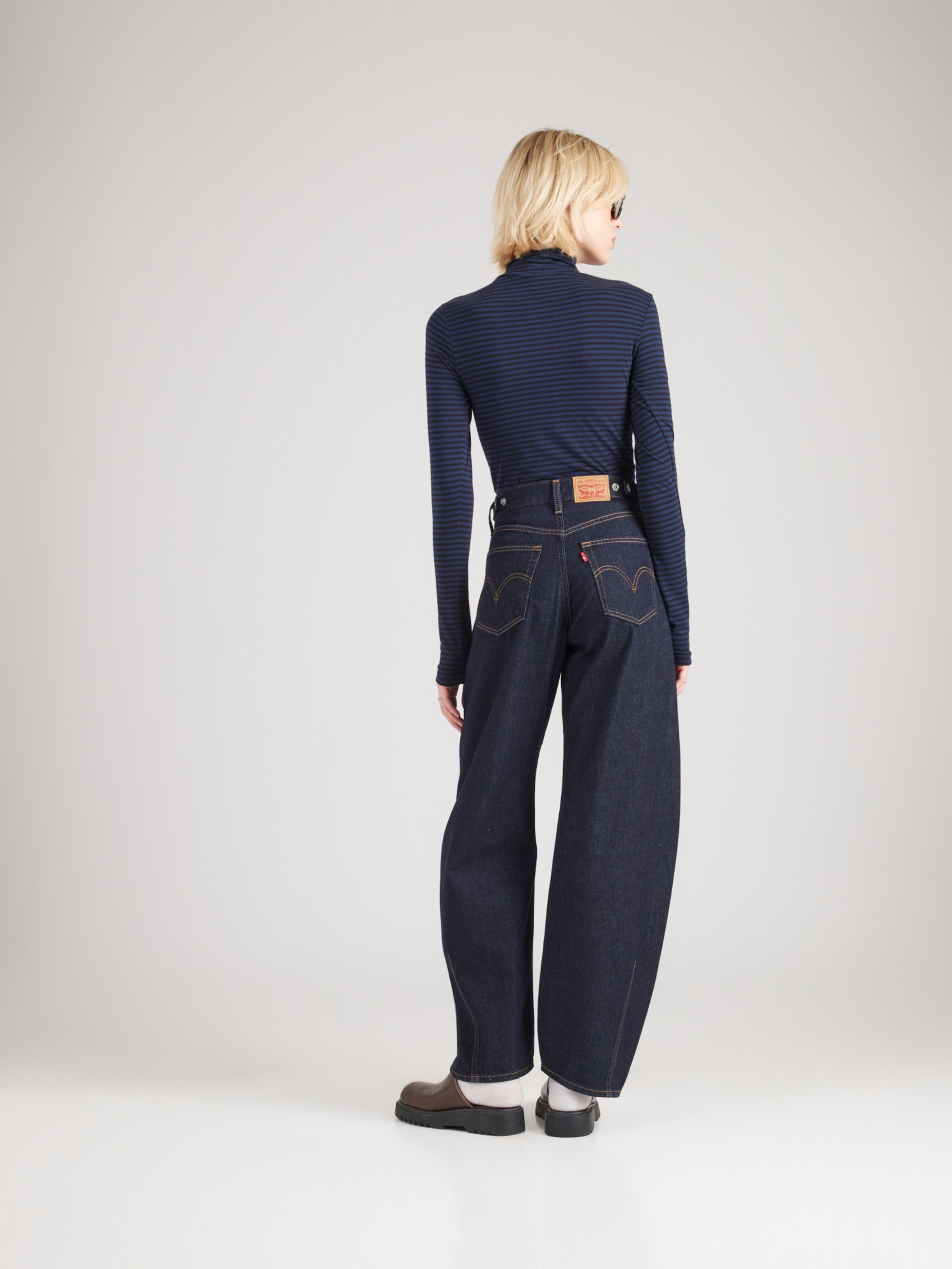 LEVI'S  Свободные джинсы 'Cinch Barrel Jeans' в синем цвете — фото 4