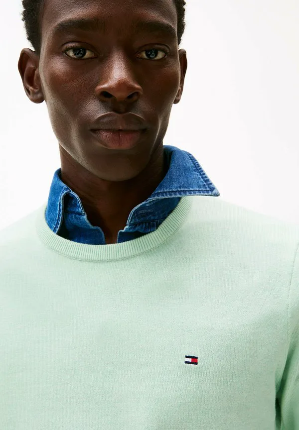 Свитер с круглым вырезом и вышивкой флага Tommy Hilfiger, Minty Essence Heather — фото 4