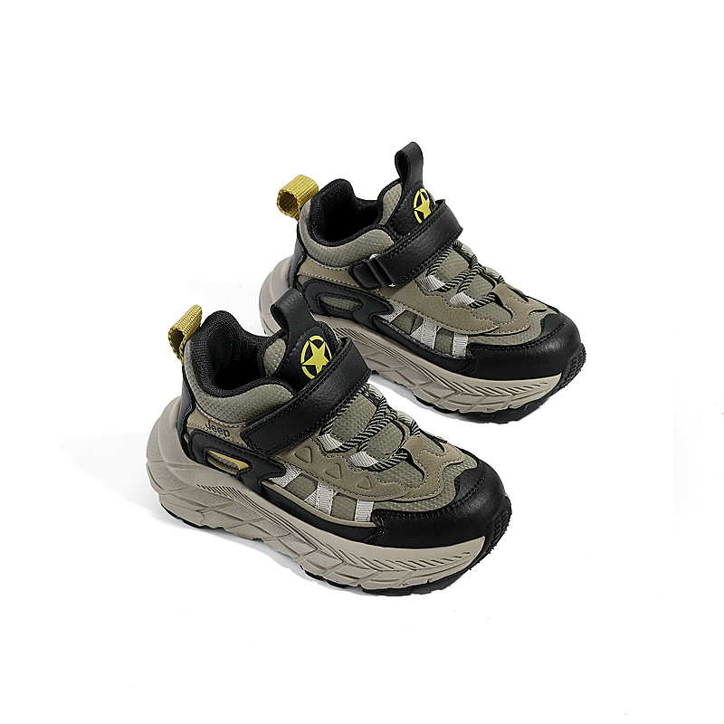 

Детские кроссовки Mid Top Lifestyle Black Gray Kids Jeep