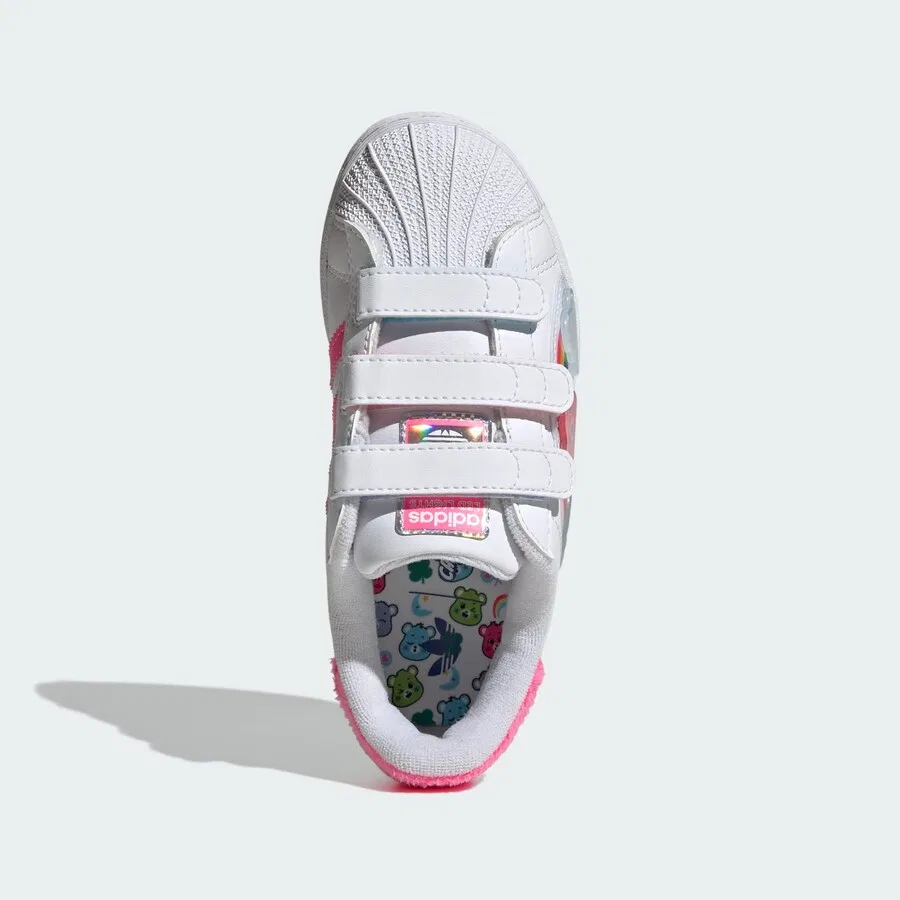 Кроссовки ADIDAS ORIGINALS 'Care Bears Superstar' белого цвета — фото 3