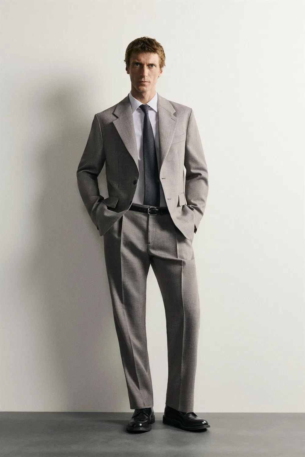 Брюки от костюма из шерстяной смеси, стандартного кроя. ZARA, Grey/Beige