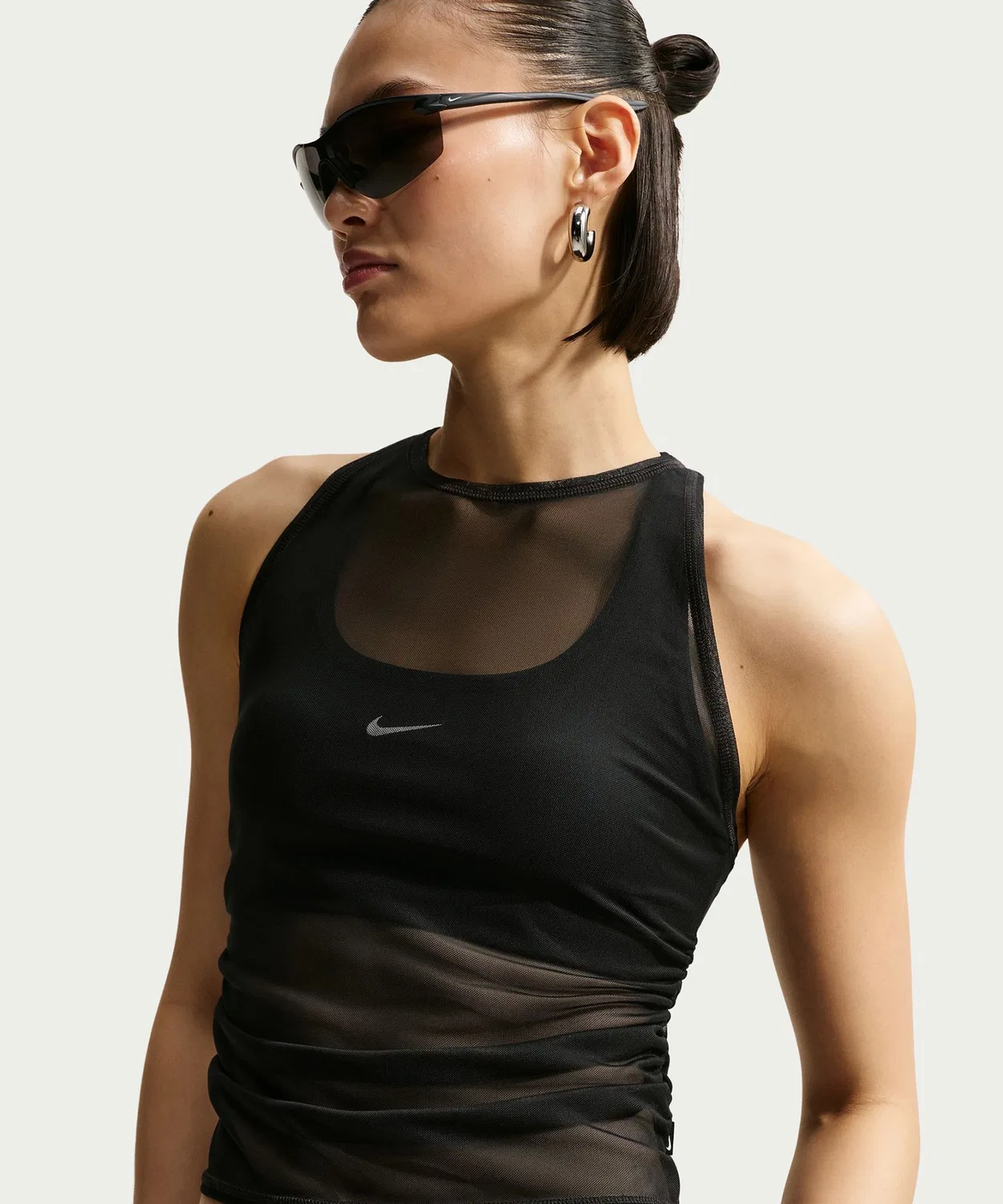Женский топ без рукавов Nike NSW Sheer Tank, Black — фото 3