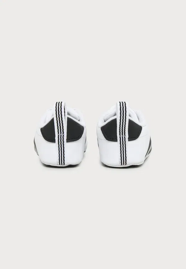 Детские туфли Grand Court Crib унисекс - первые туфли Adidas Performance, белый/черный — фото 3