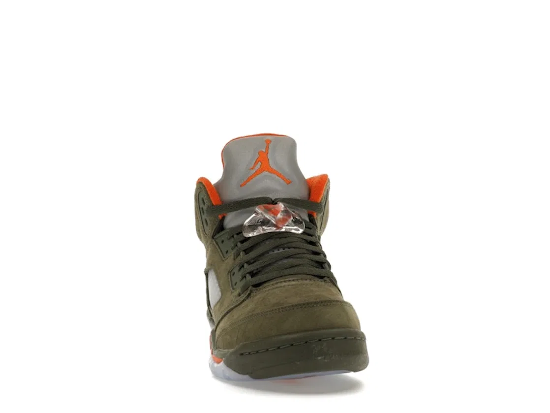 Детские кроссовки Lifestyle с контрастными деталями Jordan 5 Retro Olive (2024) (GS), Army Olive / Solar Orange — фото 2