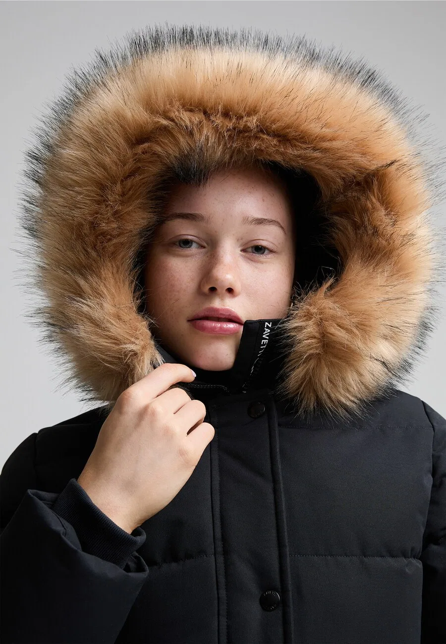 Зимняя куртка Zavetti Canada 'Fiorella' черного цвета — фото 3