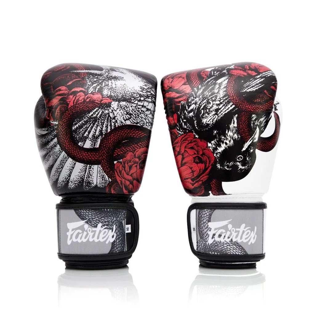 

Боксерские перчатки Fairtex The Beauty of Survival - Limited Edition, 10 oz., с нейлоновой сумкой