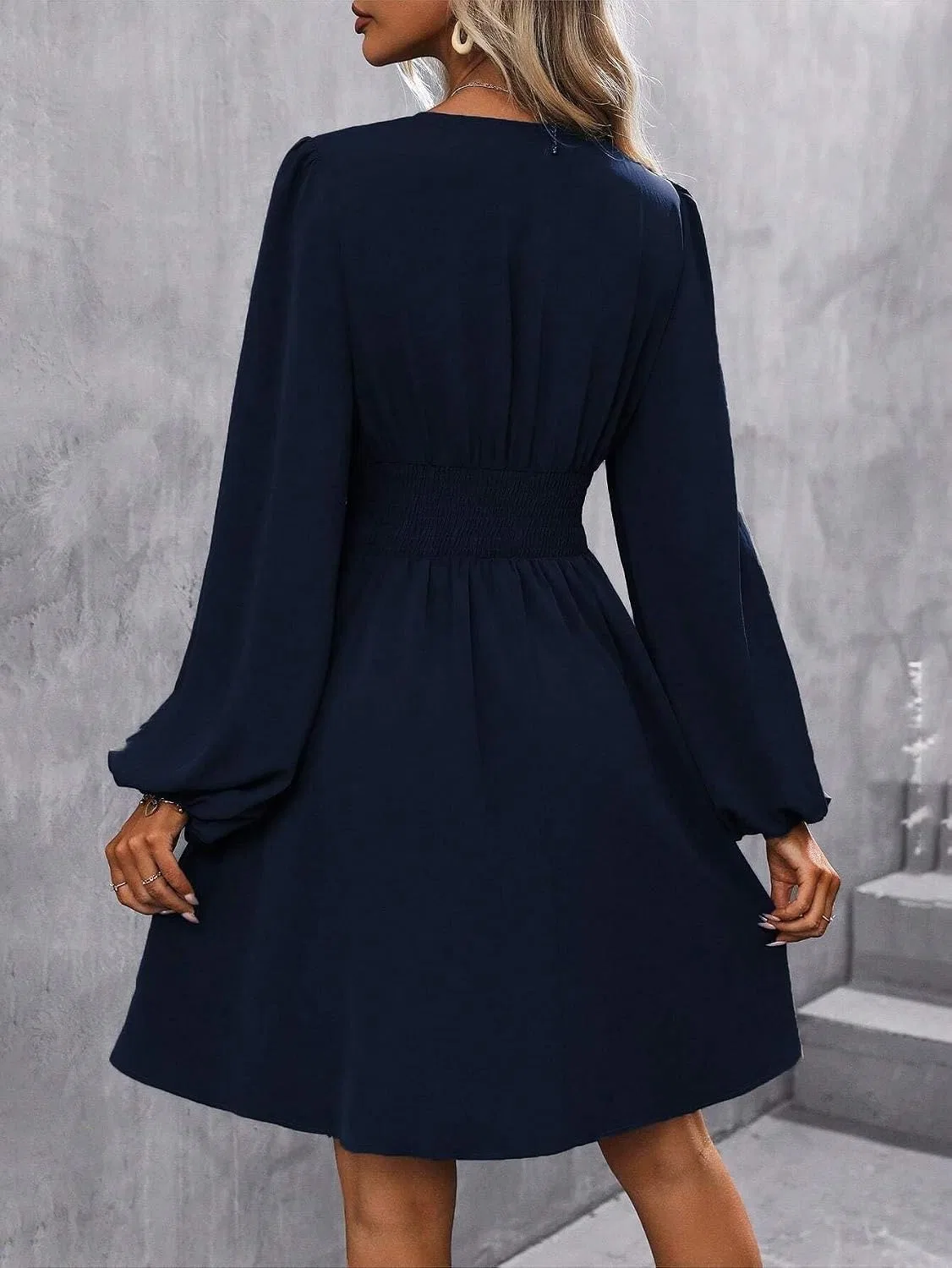 Женское повседневное платье A-силуэта с запахом Navy Blue — фото 3
