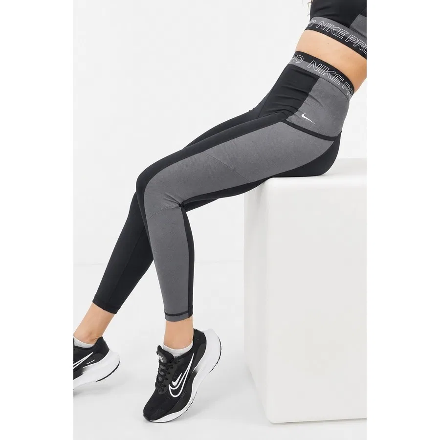 Леггинсы спортивные с высоким поясом и карманами Nike Pro High Rise 7/8 Training Leggings With Pockets, Черный — фото 4