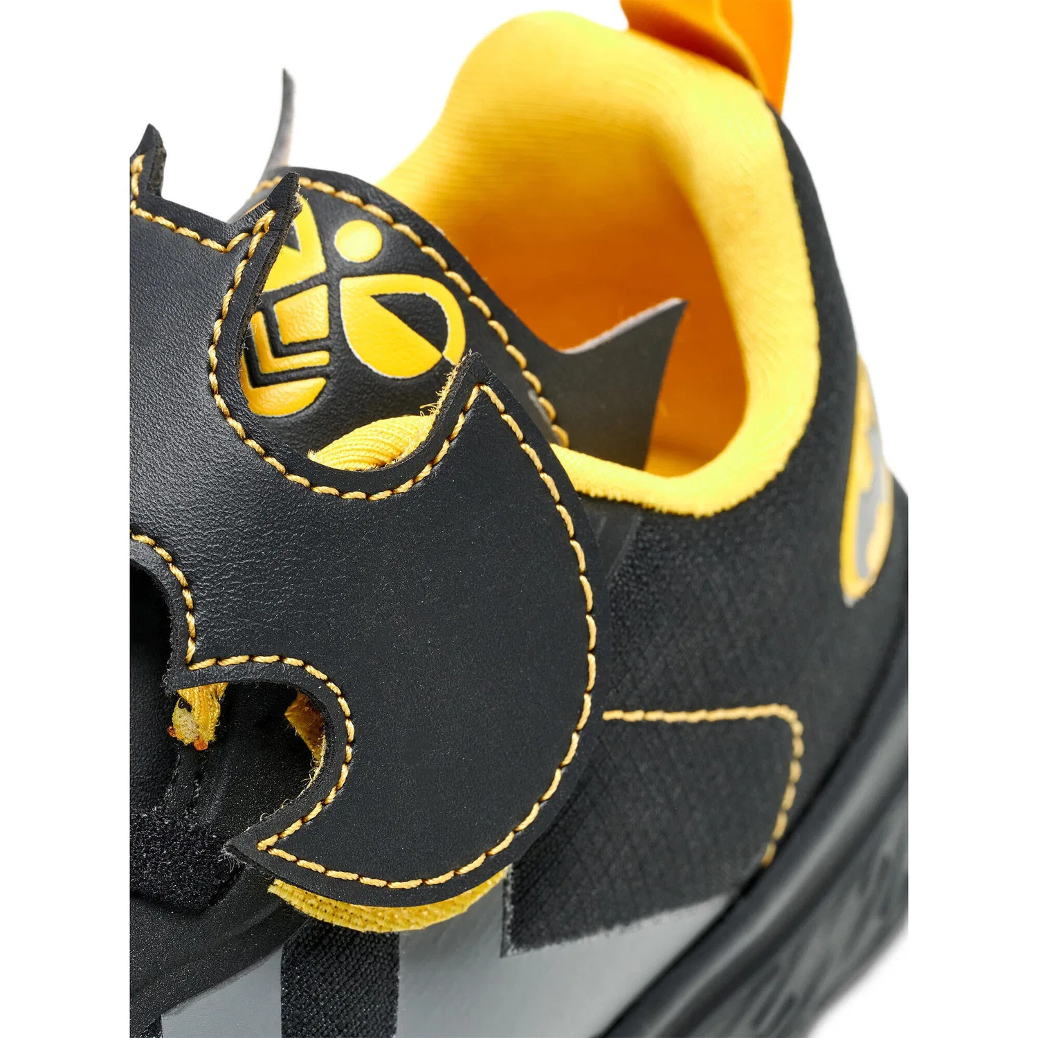 Детские кроссовки Batman Actus Recycled Jr Hummel, Schwarz — фото 3