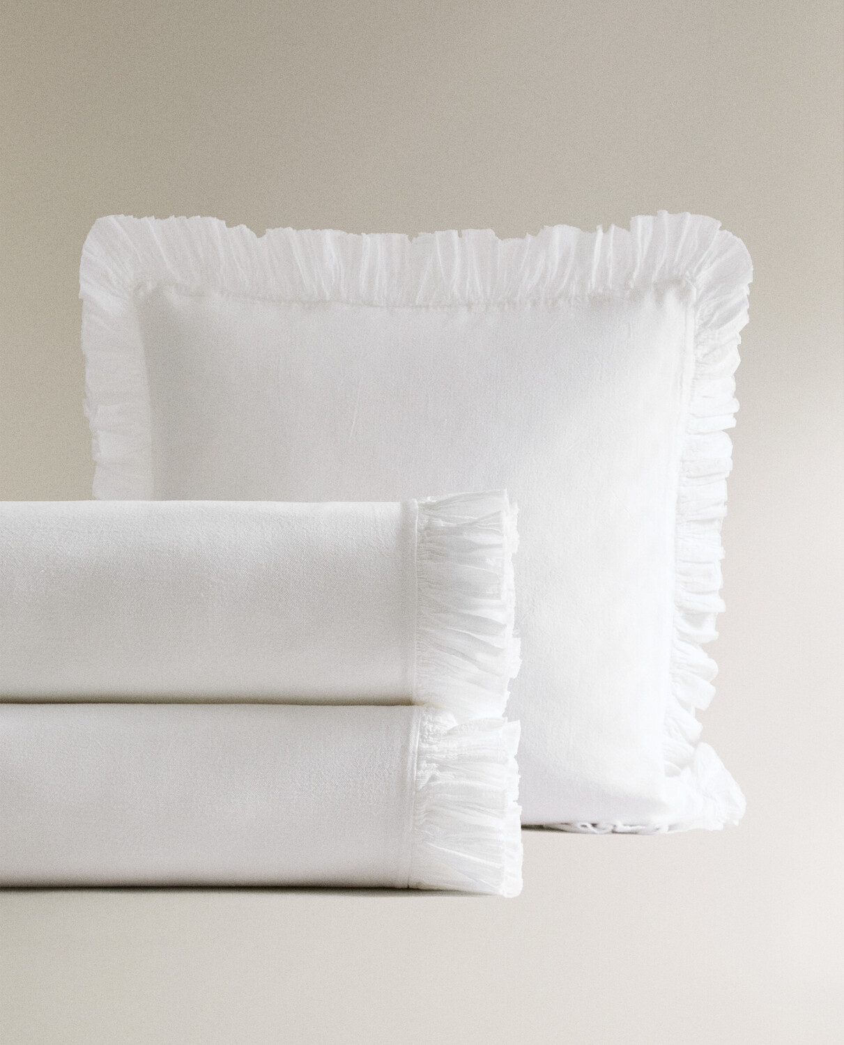 

Покрывало Zara Home With Pleated Ruffle, белый