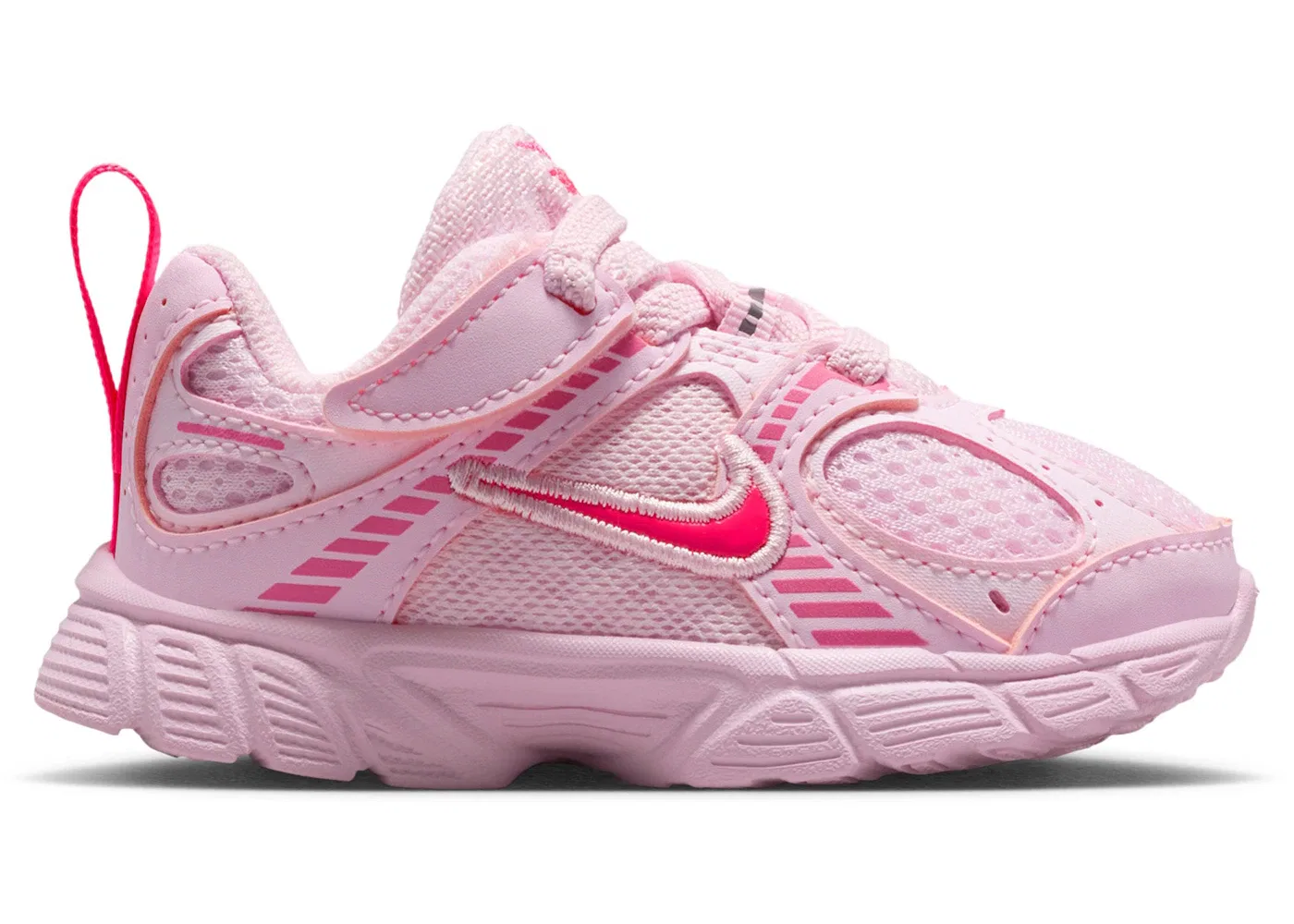 Детские кроссовки Lifestyle Nike V5 RNR, Pink Foam/Pinksicle/Hyper Pink